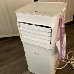 Like New Portable AC Unit