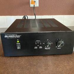 BUTTKICKER BKA1000-4 POWER AMPLIFIER W/ MANUAL-THE GUITAMMER COMPANY