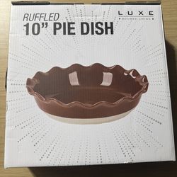 Luxe 10″ Ruffled Pie Dish