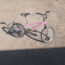 BMX BIKE