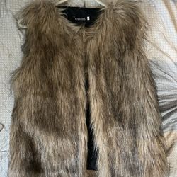 Small- Warm Short Faux Fur Vests