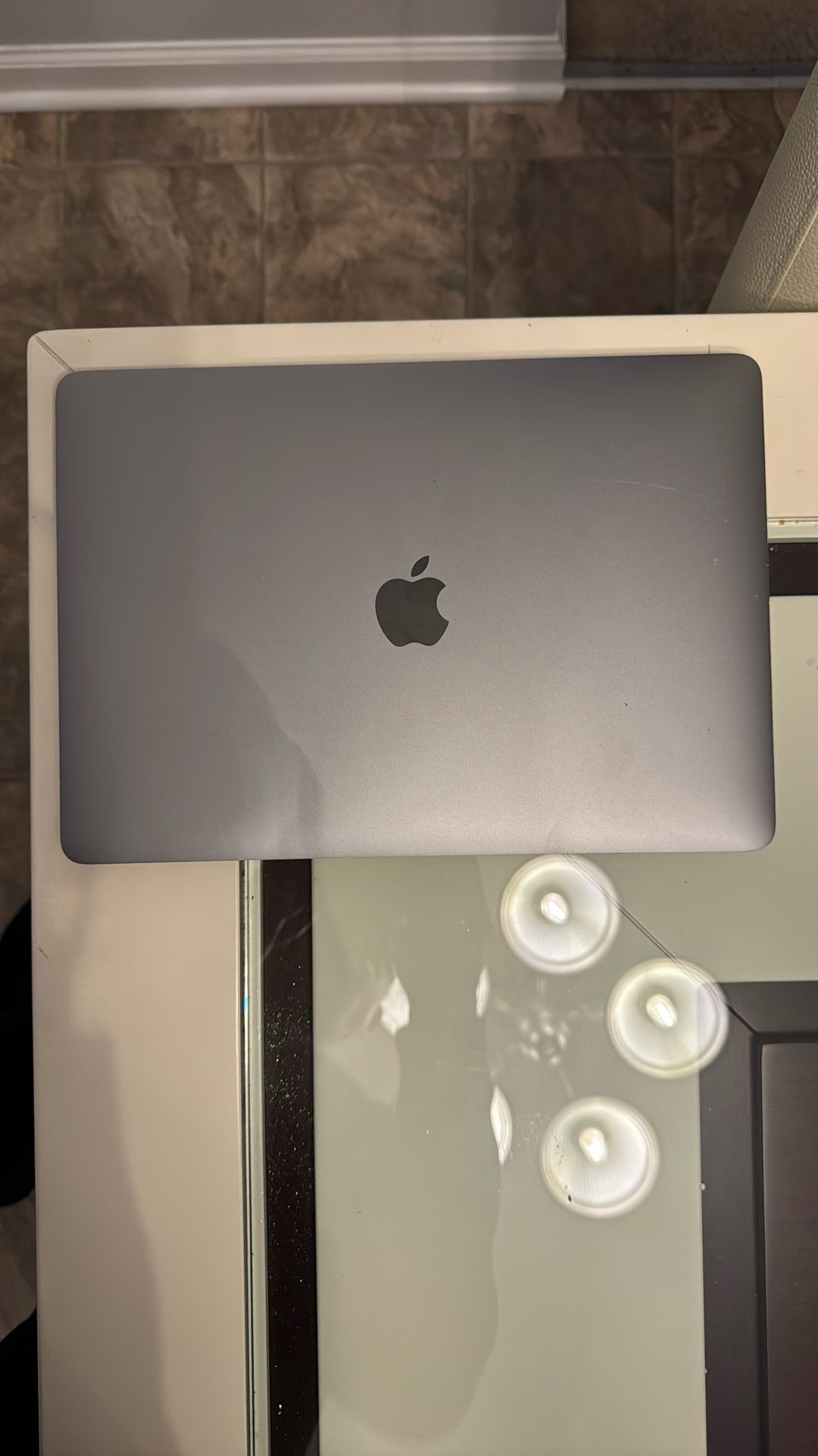 MacBook Pro (2017) 13”