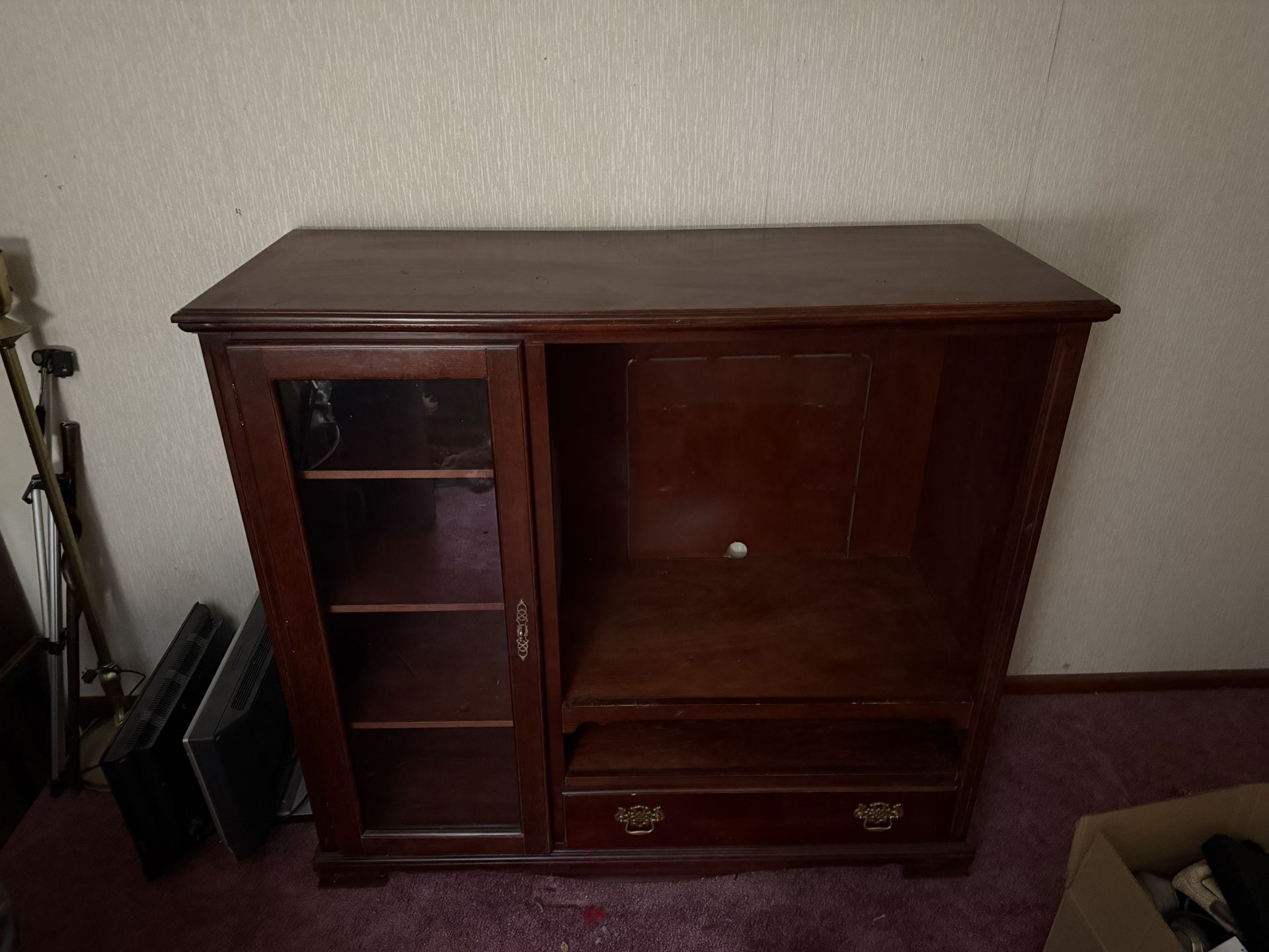 Entertainment Center TV Stand