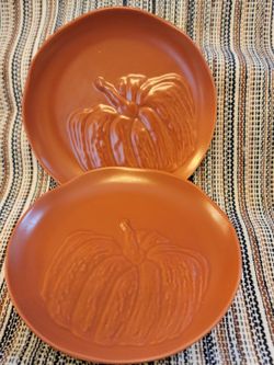 6pcs DESSERT Plates  $10/set