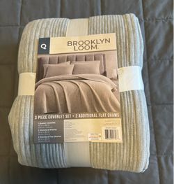 New Queen Bed Set