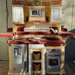 Kids Play Kitchen