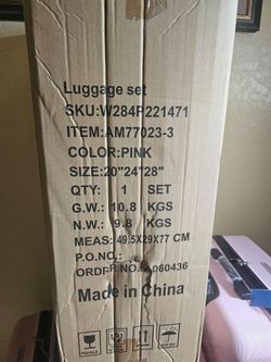 Luggage set