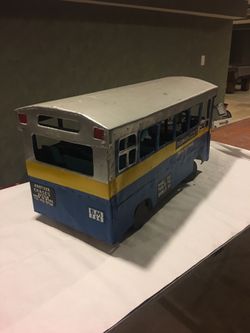 Bus