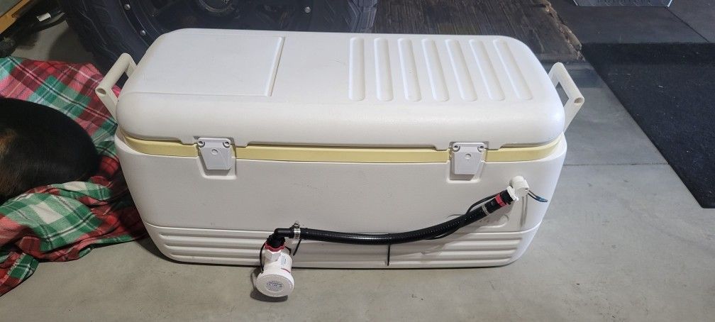 Livewell Cooler