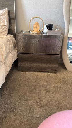 Night stand
