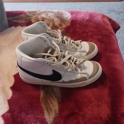 Size 7 Nike Blazers
