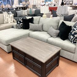 New Chaise Sectional 🔥🔥 LAST ONE