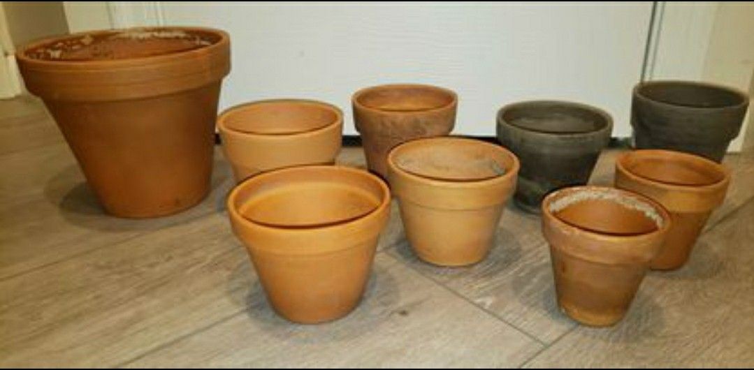 Terra Cotta, Ceramic, Metal, Plastic, and Glass Planter Pots Available Today