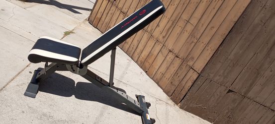 Marcy heavy duty Adjustable workout bench incline, decline, flat and military press Brand new in box