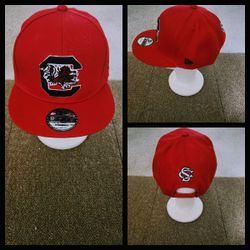 SOUTH CAROLINA GAMECOCKS NCAA COLLEGE SNAPBACK HAT. 