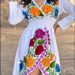 Vestidos Mexicanos Bordados ✨ Mexican Dresses & Blouses, Women & Girls ✨ ✨ Prices Vary - Precios Variados 