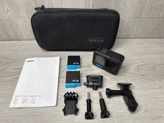 GoPro HERO10 Black Action Camera Bundle (A1D031569)