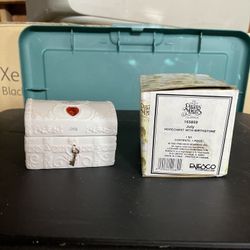 Precious Moments July Hope Chest