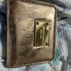 MK wallet 