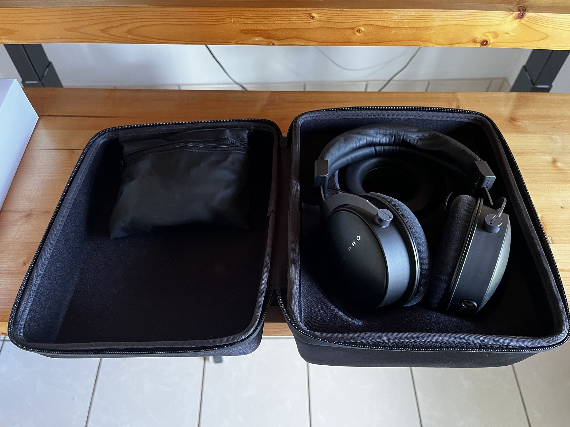 BEYERDYNAMICS STUDIO HEADPHONES