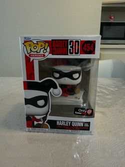Funko Pop! Heroes DC Harley Quinn 30th Anniversary #454 GameStop Exclusive