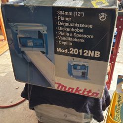 Makita Planer Model 2012 NB - Brand New