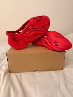 Yeezy Foam Runner Vermillion Size 9