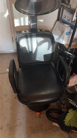 Cosmetology Chair for Highlights etc.