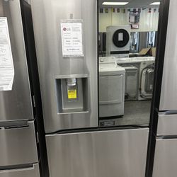 New LG Refrigerator 