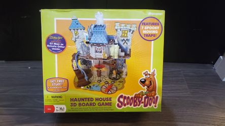 Scooby-Doo Haunted House 3-D Board game.