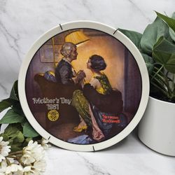 vintage Norman Rockwell plate "Mothers Day 1981" collectible Decorative Collector Plate limited edition Edwin M. Knowles number 11511F Fine China appr