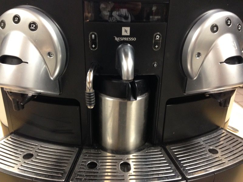Nespresso gemini CS 220 pro expression/coffee machine for Sale in