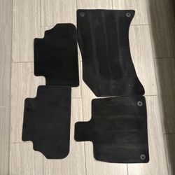 Audi Q5 Carpet Mats