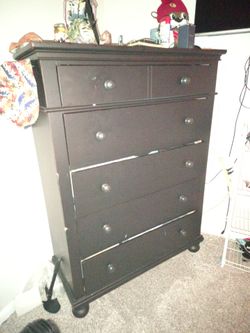 Dresser
