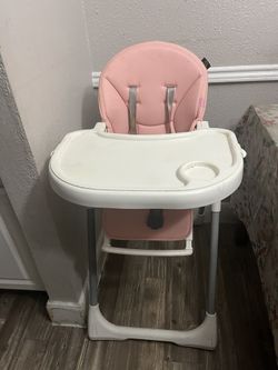 Baby Items - Baby Eating Chair