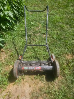 Push lawn mower