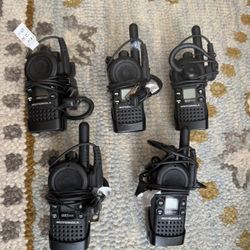 Motorola CLS1410 4 Channel UHF Two-Way Business Radios