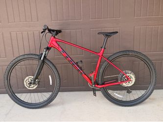 2026 Trek Marlin 5—Large —29” MTB