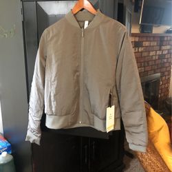 LULULEMON -NON STOP BOMBER JACKET SIZE 10