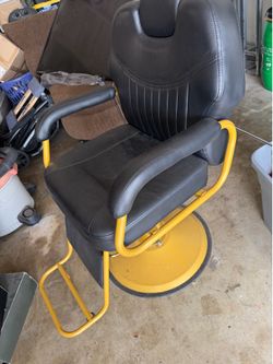 Barber chair