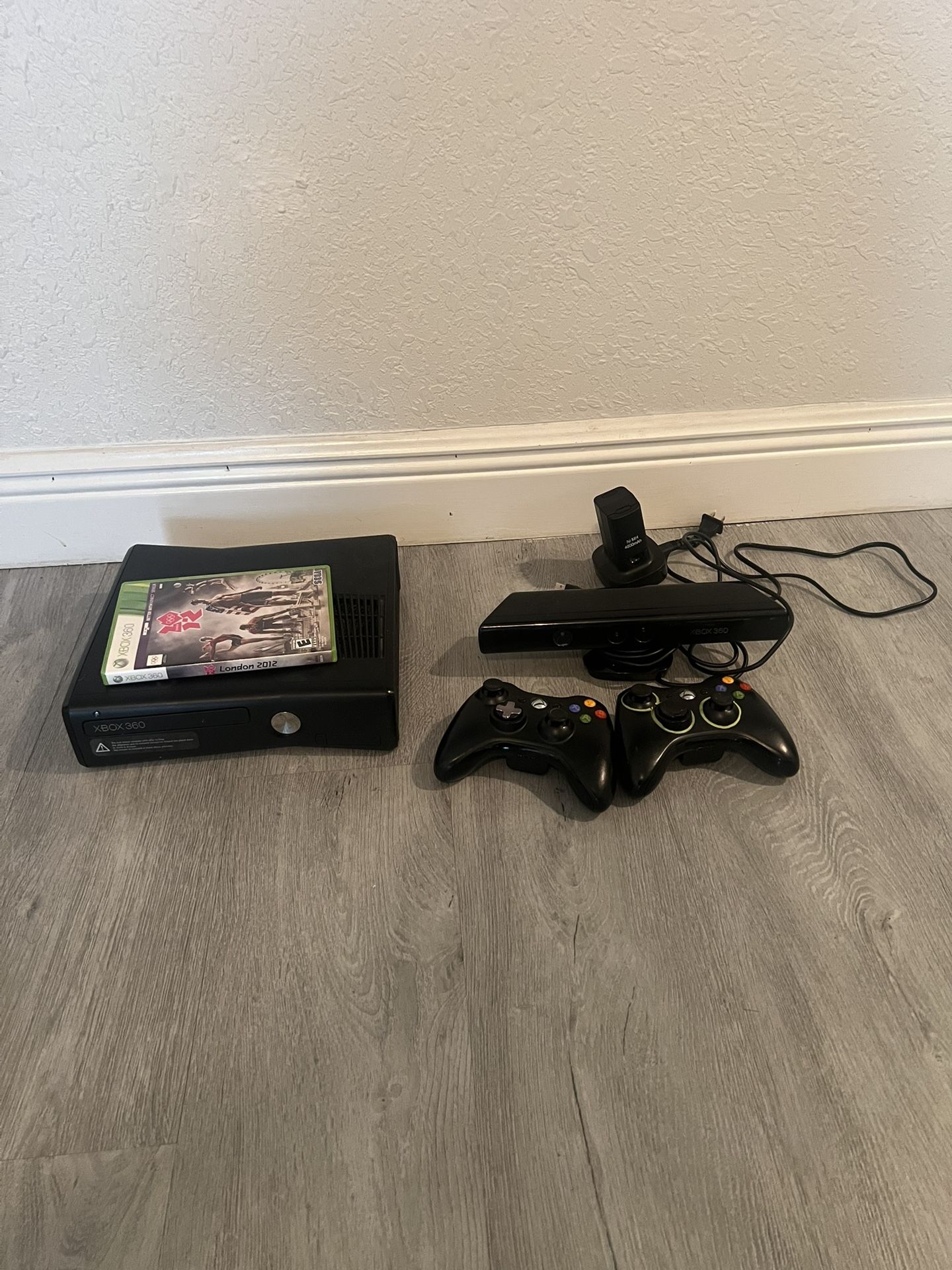 Xbox 360 w/ Olympics Game 2012