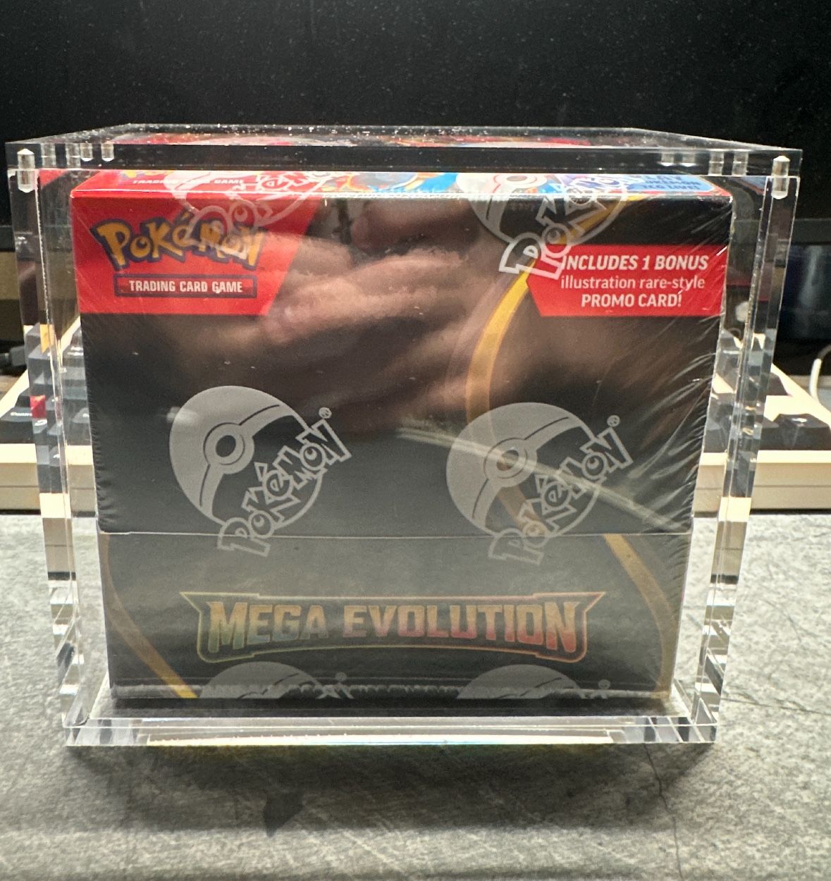Acrylic Case (magnetic) for pokemon booster box
