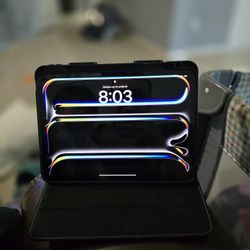 iPad Pro M4 OLED Model 11"