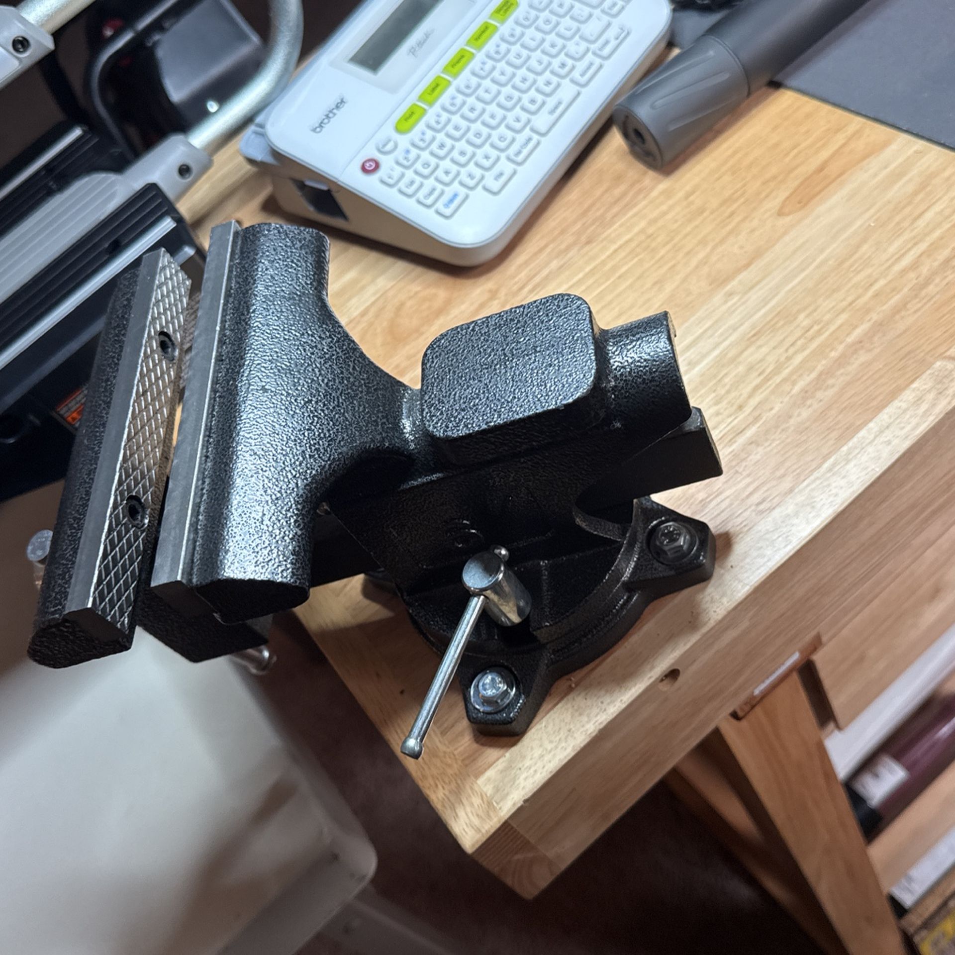 Workbench Vise