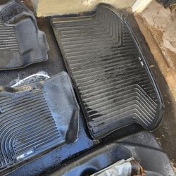 Floor Mats Husky  Liner (Weather tech)