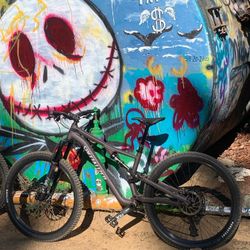 Full Suspension Specialized  2021 Stump Jumper 