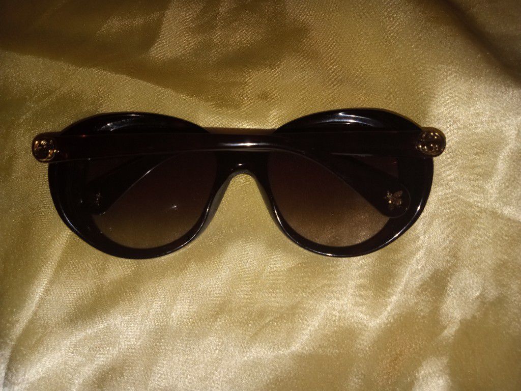 Brown Gucci GG Sunglasses