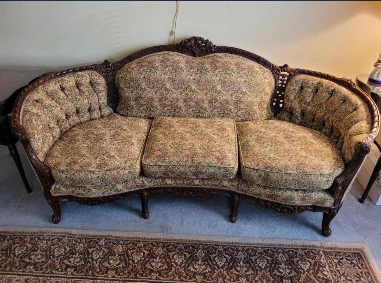 Antique Victorian French Provincial Couch
