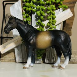 Schleich RETIRED 2008 Hanoverian Figure 
