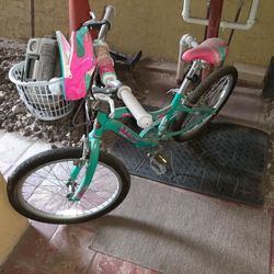Children’s Bike hardly used